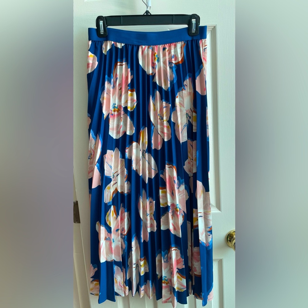 A New Day Blue Floral Pleated Skirt